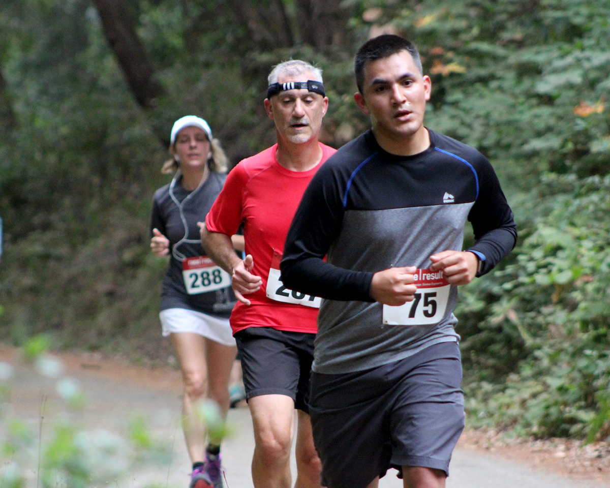 Runners On Course